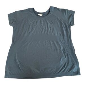 Athleta Blue Activewear T shirt Top swiftly style  P2P 23 2XL